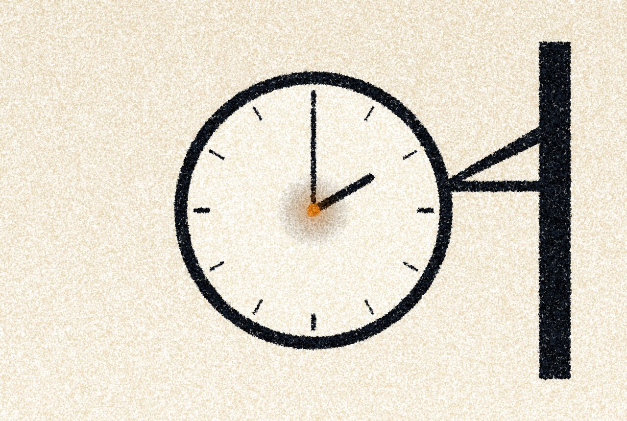 A pointillist illustration: a large round station clock hanging from a dark bracket against a pale sky, its hands near two o’clock, with one small amber point at the centre of the face.