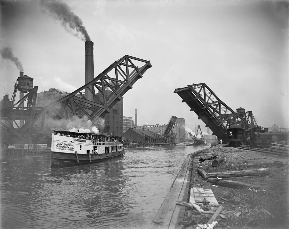 A raised bascule bridge on 12th Street in Chicago, in an early-1900s photograph