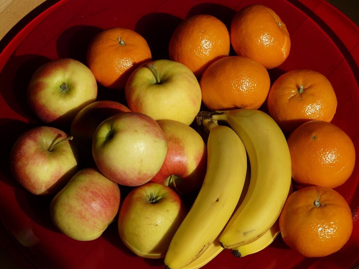 Bananas and apples