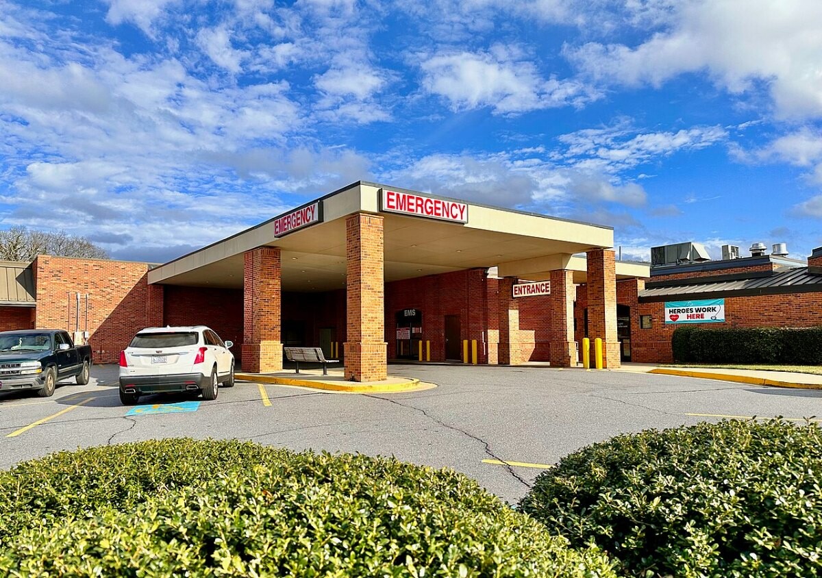 A hospital emergency entrance