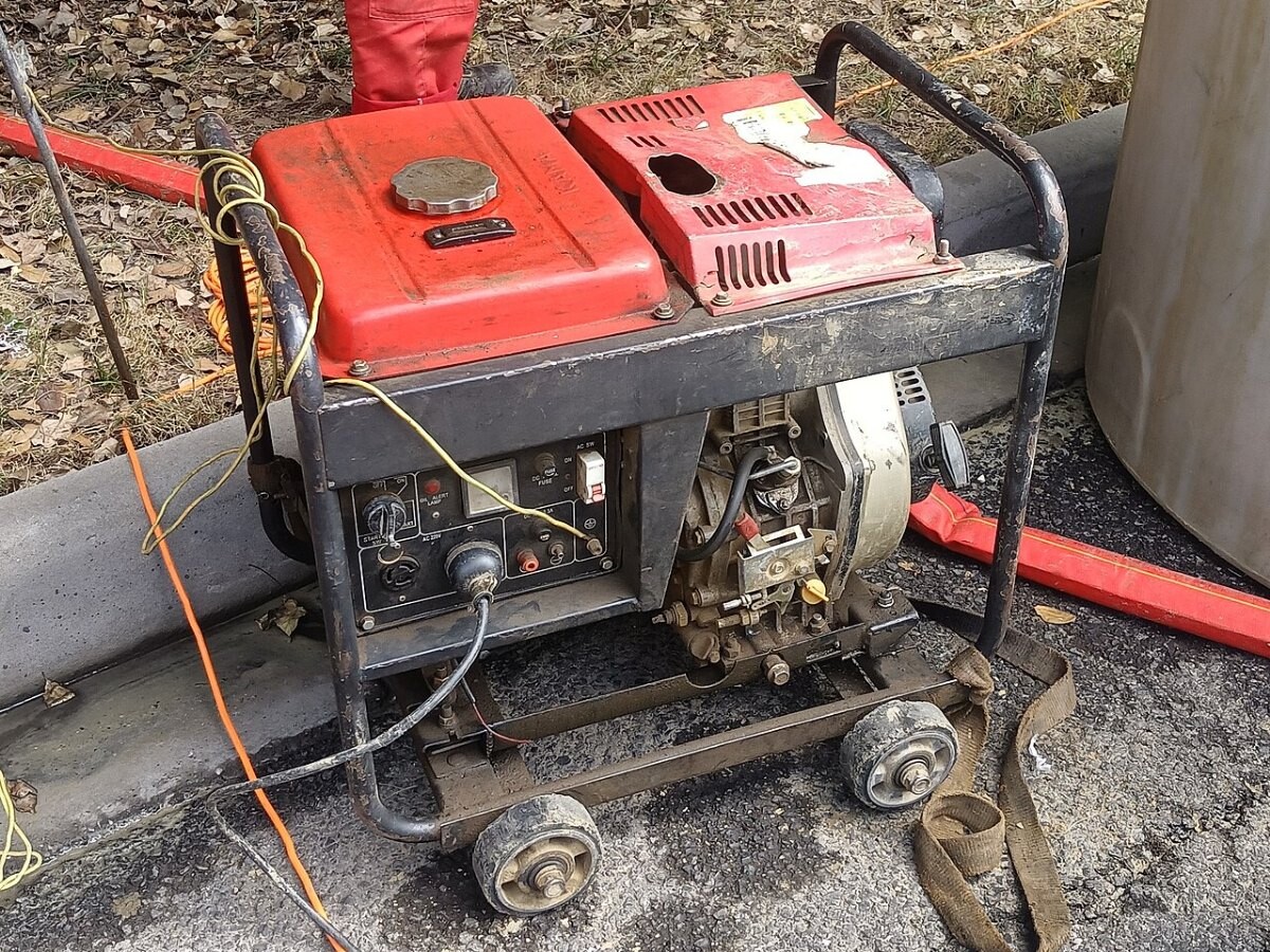 A portable engine generator