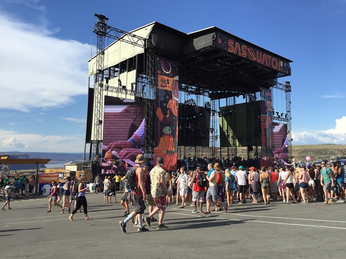 The main stage at the Sasquatch! Music Festival